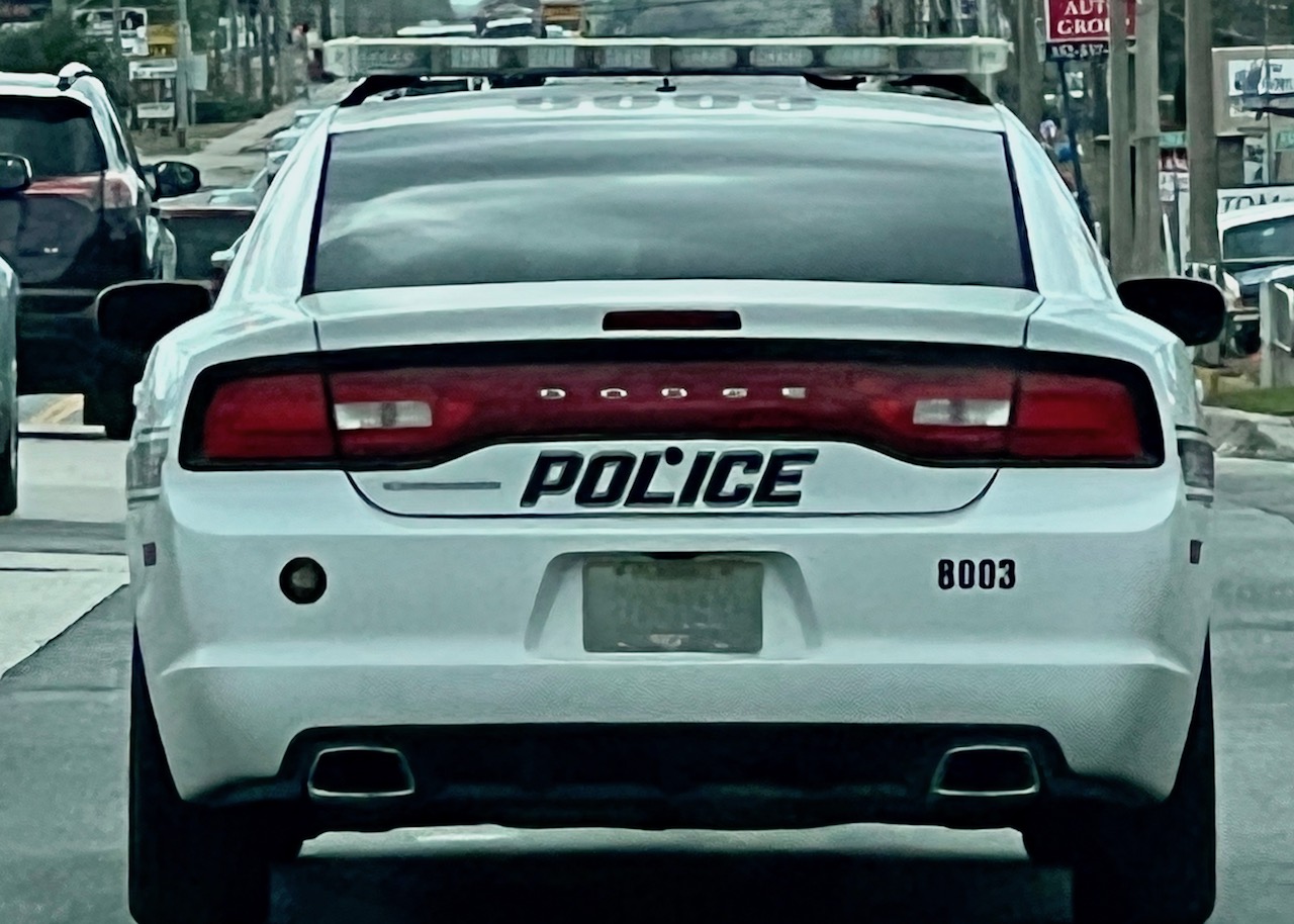 Leesburg police