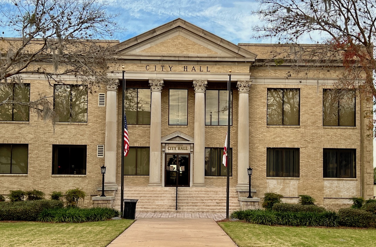 Leesburg City Hall