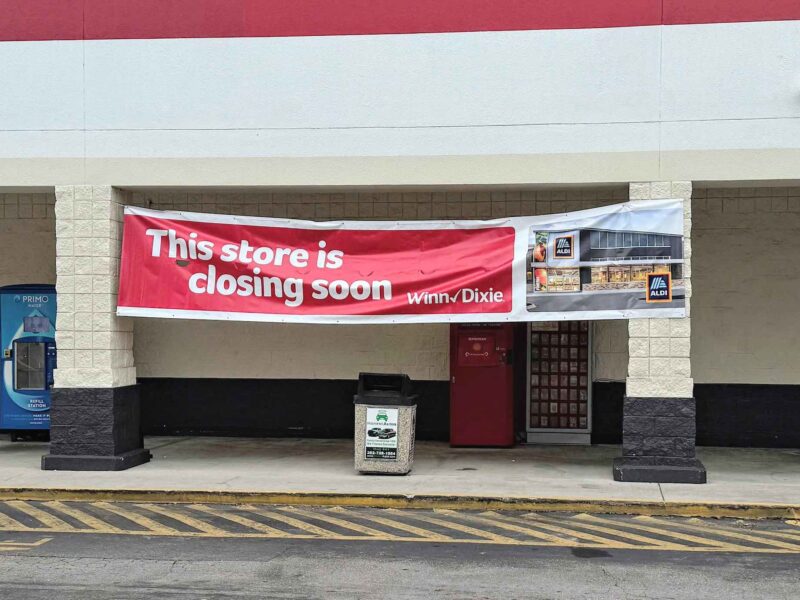 Winn Dixie store is closing sign in Leesburg, Florida on Saturday, January 18 Photo Joaquin Delgado